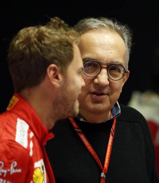 Sebastian Vettel con Sergio Marchionne (Ap)